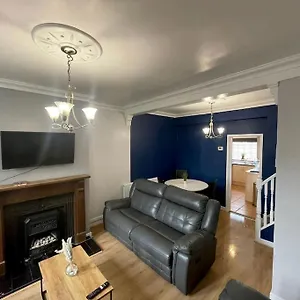 Beautiful 2 Bed House Near Centre - 5g Wifi Holiday home
